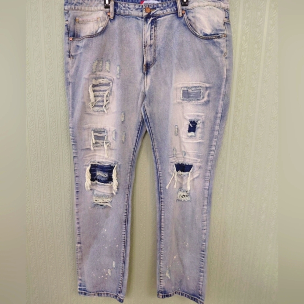 DENIM HOUSE Distressed Light Blue Men's Jeans